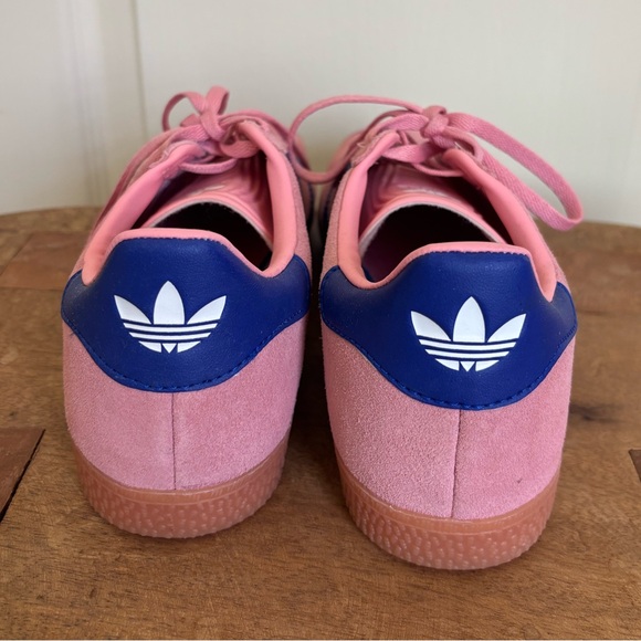 Adidas Gazelle Pink with Blue Stripes - Picture 4 of 7